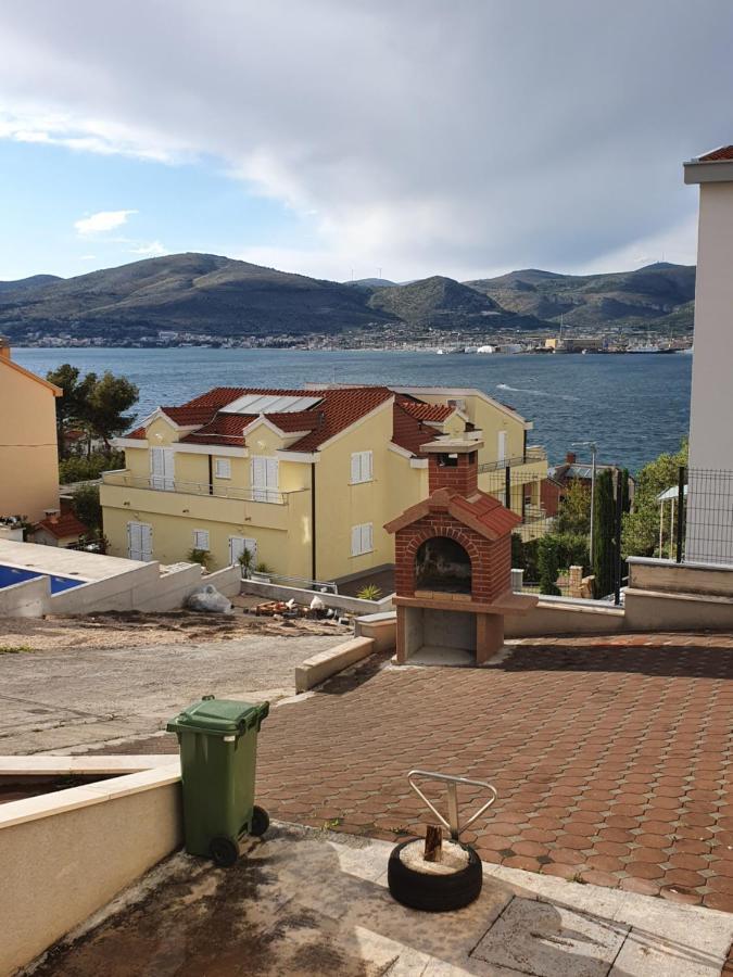 Apartman Tamara Трогир Екстериор снимка