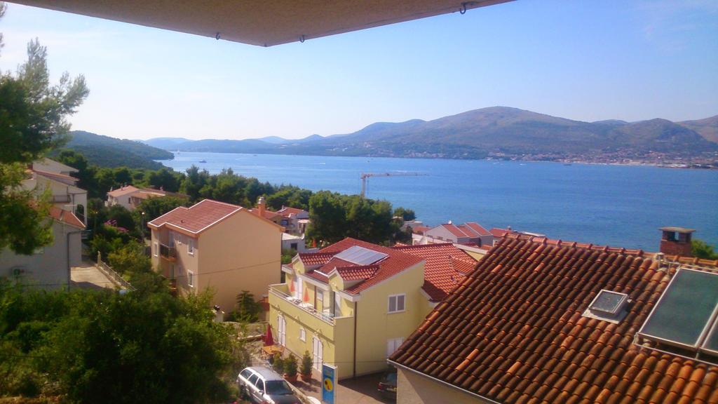 Apartman Tamara Трогир Екстериор снимка