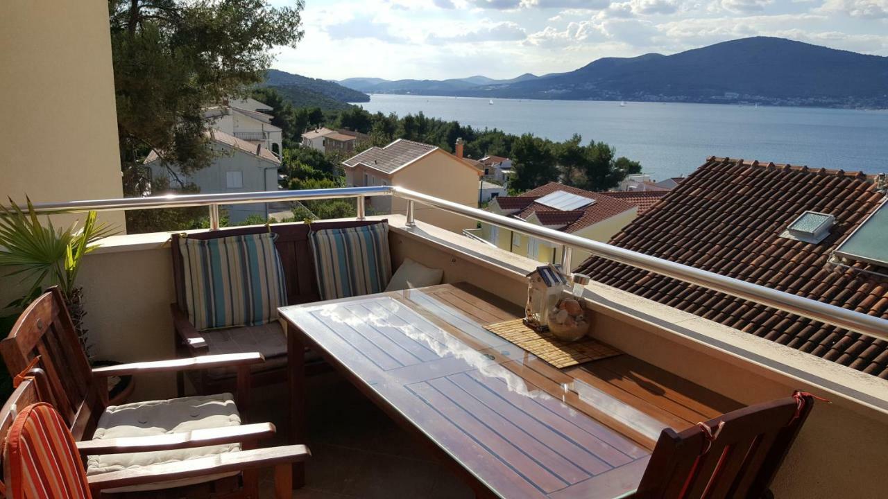 Apartman Tamara Трогир Екстериор снимка